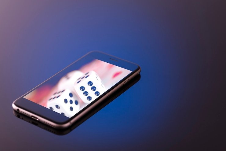 dlac মোবাইল হোমপেজে কালো সোনালি নকশা